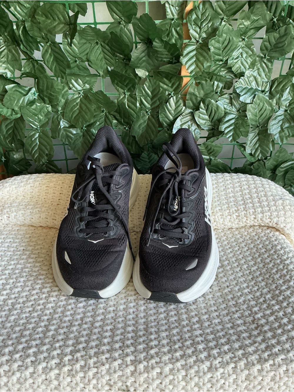 Hoka Black and White Cushioned Running Shoes
Size: Women’s 8 EE - Picture 4 of 10